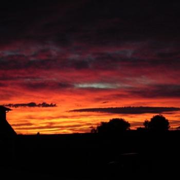 <b>Sunrise over Carstairs - Sep. 2010</b>