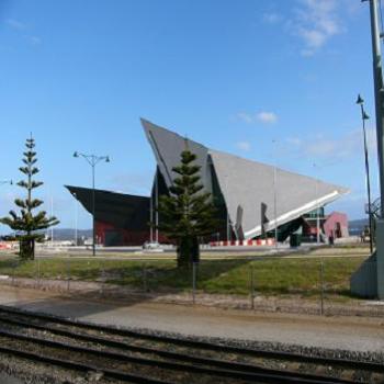 <b>What a bloody laugh, our new Entertainment Centre, Albany (Anne)</b> <b>What a bloody laugh, our new Entertainment Centre, Albany (Anne)</b>