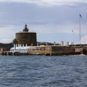 <b>2393 Fort Denison from ferry, Island Hopping,11th Oct09, Kate/Sydney</b> <b>2393 Fort Denison from ferry, Island Hopping,11th Oct09, Kate/Sydney</b>