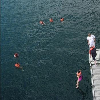 <b>Ship's crew practising rescue maneuvers, Step 1 get up the nerve to jump into the ocean! Huatulco, Mexico - Jan 2011 - Bev, AB</b> <b>Ship's crew practising rescue maneuvers, Step 1 get up the nerve to jump into the ocean! Huatulco, Mexico - Jan 2011 - Bev, AB</b>