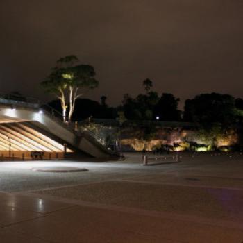 <b>9335 Sydney Opera House forecourt, Apr'09 Kate/Sydney</b>