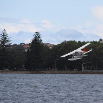 <b>2652 seaplane landing at Rosebay, Sydney Harbour Island hopping adventure, 11th Oct'09, Kate/Sydney</b> <b>2652 seaplane landing at Rosebay, Sydney Harbour Island hopping adventure, 11th Oct'09, Kate/Sydney</b>