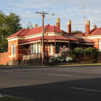 <b>7437 Ballarat Houses 10, Victoria, 28th Oct'09 Kate/Sydney</b>