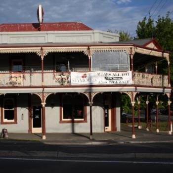 <b>7432 North Star Hotel now 'Seymours on Lydiard', Ballarat, Victoria, 28th Oct'09 Kate/Sydney</b> <b>7432 North Star Hotel now 'Seymours on Lydiard', Ballarat, Victoria, 28th Oct'09 Kate/Sydney</b>