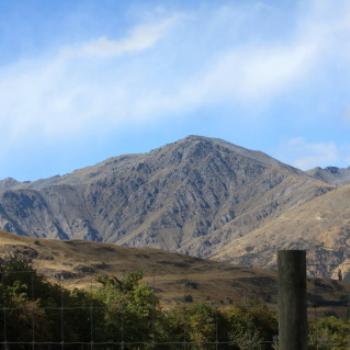 <b>4801 the Remarkables from my sister's from yard, Lake Hayes region near Queenstown, Sth Is, NZ, 21st March'10, Kate/Sydney</b> <b>4801 the Remarkables from my sister's from yard, Lake Hayes region near Queenstown, Sth Is, NZ, 21st March'10, Kate/Sydney</b>