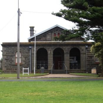<b>7261 Historic Courthouse, buit1859-1860, Port Fairy, GORd, Vic, 28th Oct'09 Kate/Sydney</b> <b>7261 Historic Courthouse, buit1859-1860, Port Fairy, GORd, Vic, 28th Oct'09 Kate/Sydney</b>