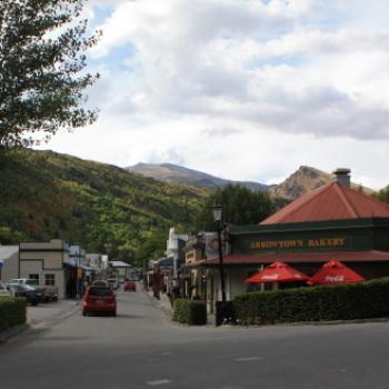 <b>4668 hills, main street, bakery café, Arrowtown, Arrowtown near Queenstown, Sth Is NZ, 21st Mar'10, Kate/Sydney </b> <b>4668 hills, main street, bakery café, Arrowtown, Arrowtown near Queenstown, Sth Is NZ, 21st Mar'10, Kate/Sydney </b>