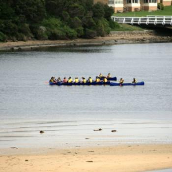 <b>7197 canoeists, Bluehole reserve, Warnambool, GORd, Vic, 28th Oct'09, Kate/Sydney</b> <b>7197 canoeists, Bluehole reserve, Warnambool, GORd, Vic, 28th Oct'09, Kate/Sydney</b>
