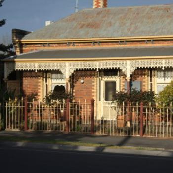 <b>7435 Ballarat Houses 8, Victoria, 28th Oct'09 Kate/Sydney</b>