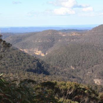<b>9034 rolling hills & sandstone cliffs from Mt Wilson, Blue Mountains, 31st July'10 Kate/Sydney</b> <b>9034 rolling hills & sandstone cliffs from Mt Wilson, Blue Mountains, 31st July'10 Kate/Sydney</b>