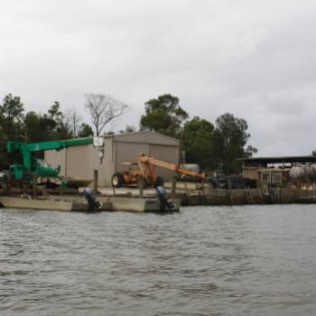 <b>1884 Oyster Works, Hawkesbury R, 24th Jan'10, Kate/Sydney</b>