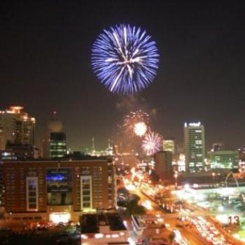 <b>Fireworks for Dubai Shopping Festival - Keyan Bowes</b>
