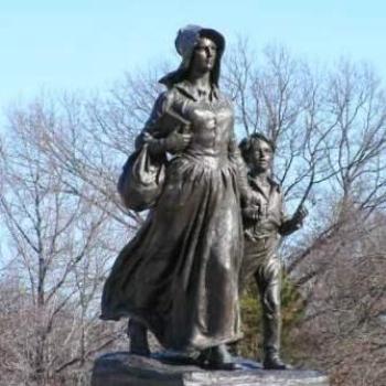 <b>Pioneer Woman, Bronze Sculpture Honoring the Women Who Helped Settle This Area, Ponca City Olahoma Sue/OK</b> <b>Pioneer Woman, Bronze Sculpture Honoring the Women Who Helped Settle This Area, Ponca City Olahoma Sue/OK</b>